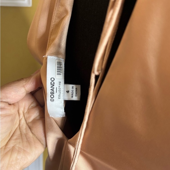 OBANDO Collective Elegant Tan Halter Top - Picture 6 of 14